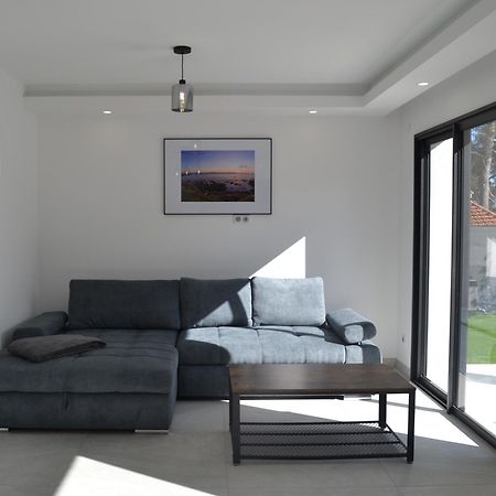 Etoile Du Berger Saint Aygulf 3 Villas Et 4 Appartements Jardin Individuel Et Piscine Chauffee En Saison - La Mer Et Les Plages 450 M מראה חיצוני תמונה
