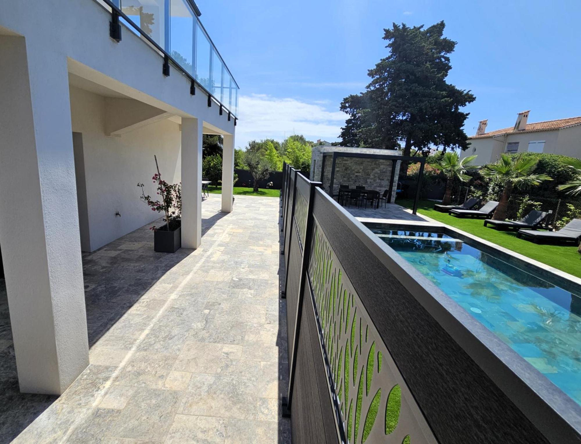 Etoile Du Berger Saint Aygulf 3 Villas Et 4 Appartements Jardin Individuel Et Piscine Chauffee En Saison - La Mer Et Les Plages 450 M מראה חיצוני תמונה