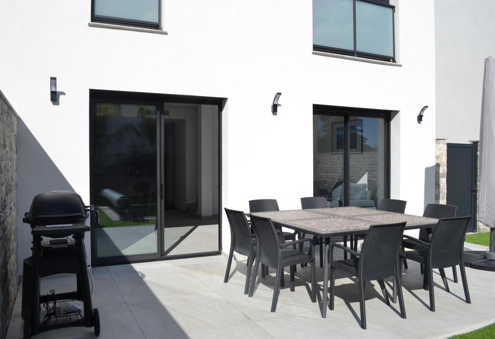 Etoile Du Berger Saint Aygulf 3 Villas Et 4 Appartements Jardin Individuel Et Piscine Chauffee En Saison - La Mer Et Les Plages 450 M מראה חיצוני תמונה